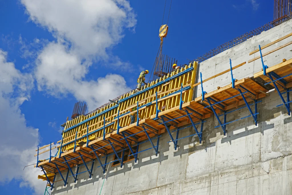 Obras de Acabamento em Altura Acabamentos externos, revestimentos e impermeabilização em prédios